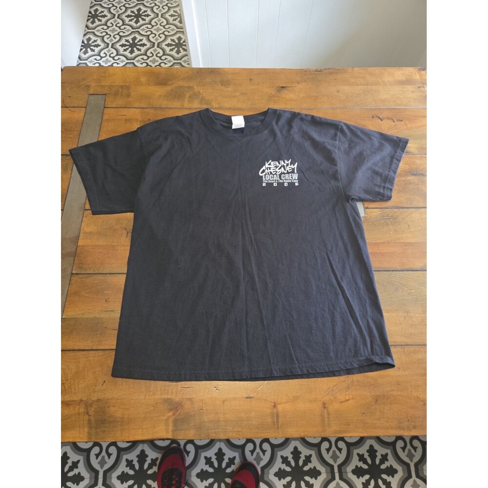 Vintage Kenny Chesney Shirt XL Local Crew 2006 The Road and The Radio Tour Tee